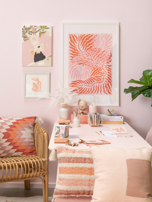 25 Beautiful Pink Home Office Decor Ideas - DigsDigs