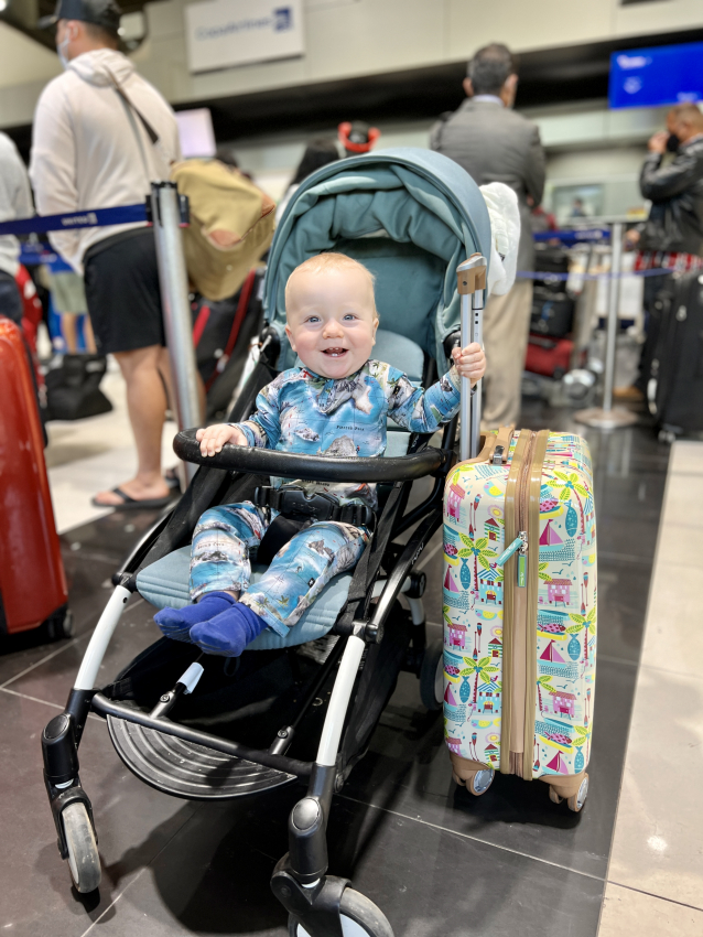 BABYZEN YOYO Rolling Bag with Mini Board