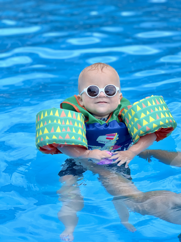 Swim vest for store 3 year old