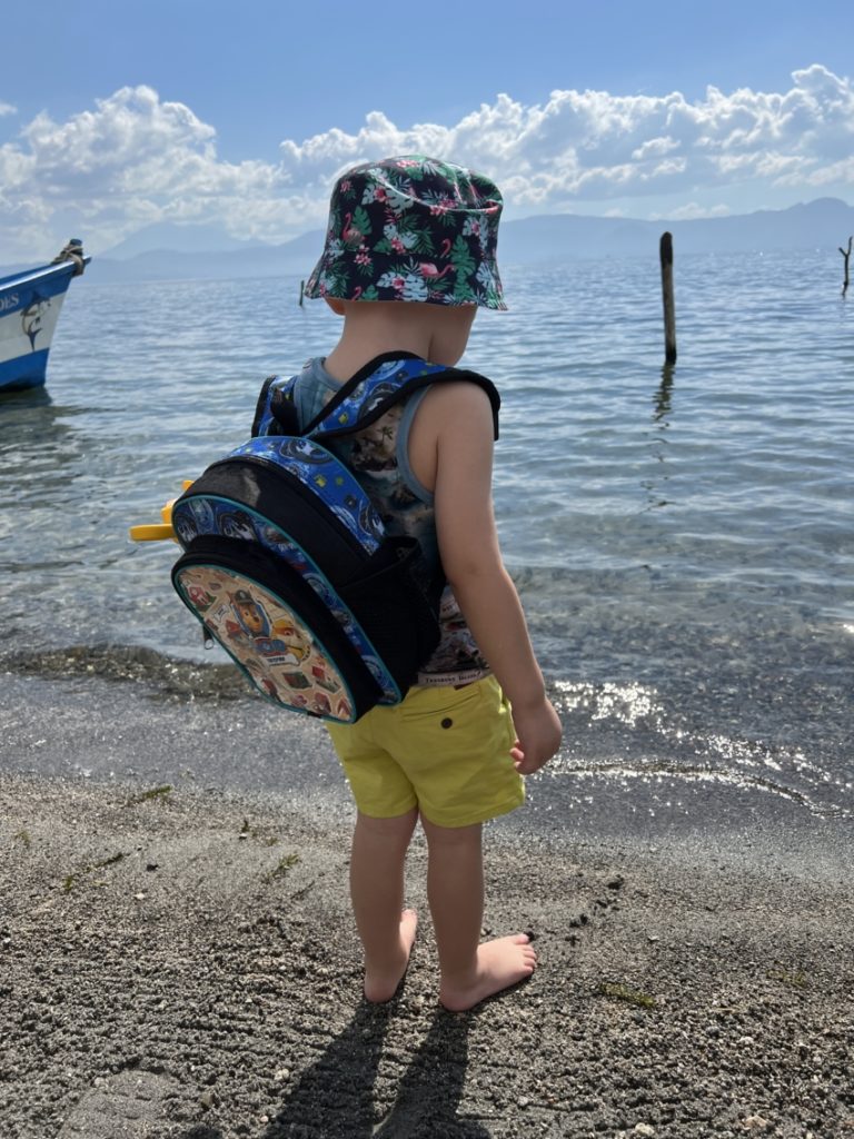 Backpack for 3 year best sale old boy