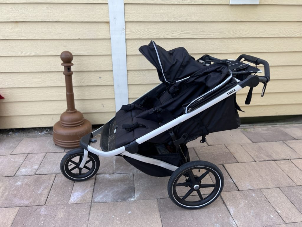 Thule Urban Glide 2 jogging stroller review 